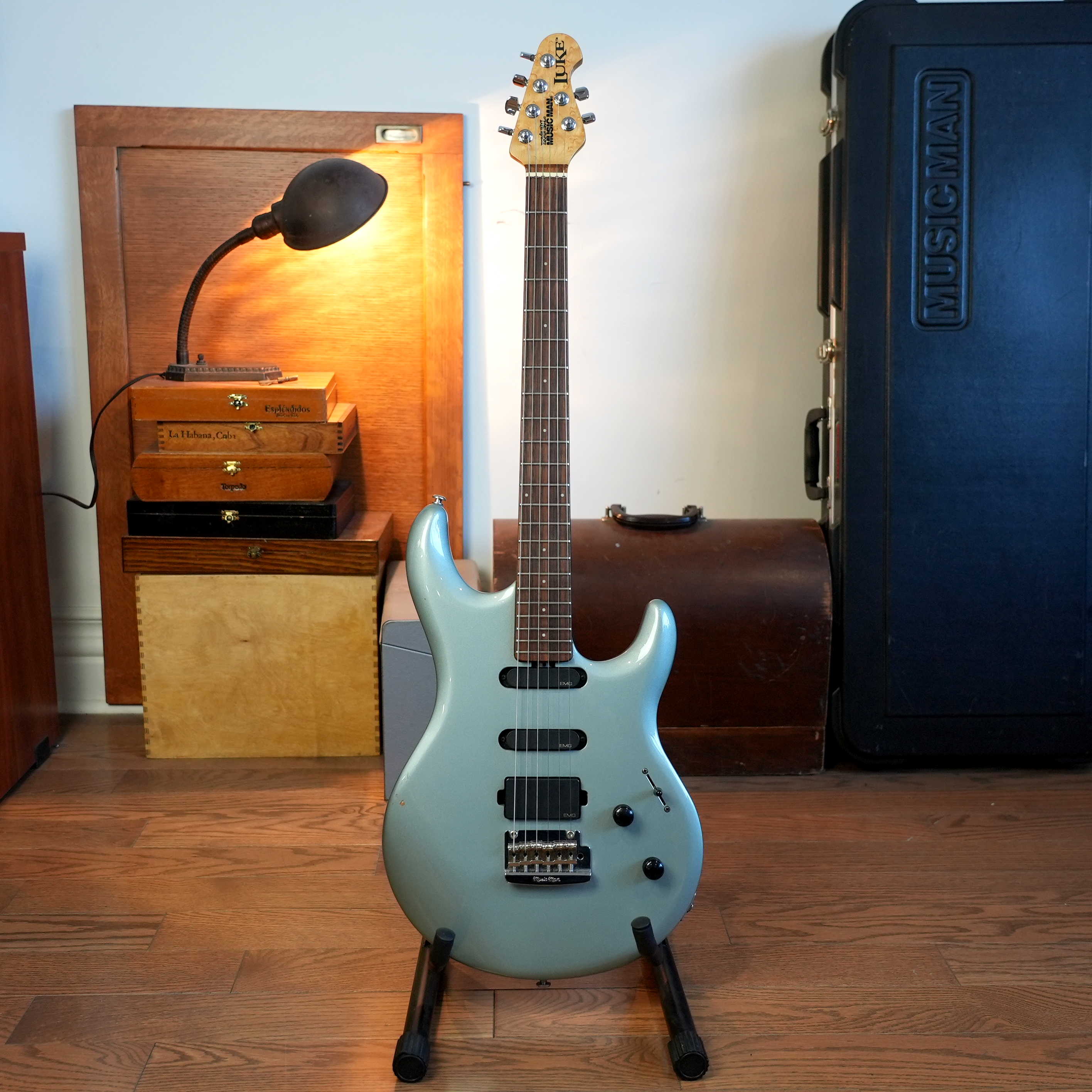 Music Man Luke II Electric Guitar – McTamney's