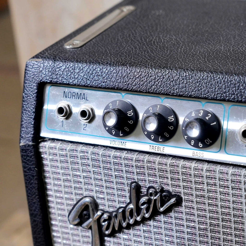 Fender Deluxe Reverb Tube Guitar Combo Amp