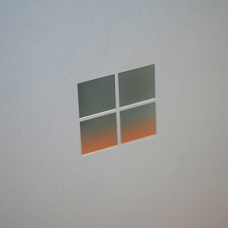 Microsoft Surface Book 2