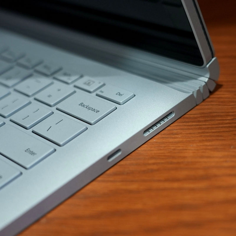 Microsoft Surface Book 2