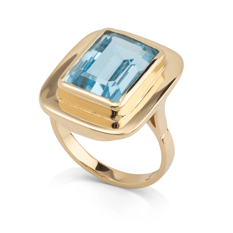 Yellow Gold Blue Topaz Ring