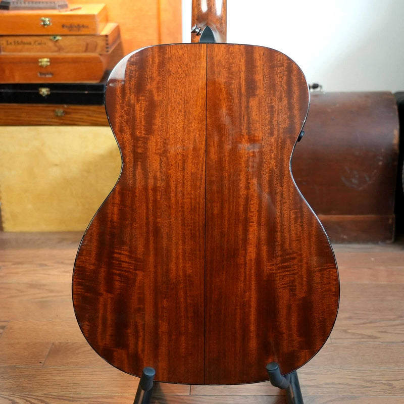 Martin 000 18E Retro Acoustic Guitar