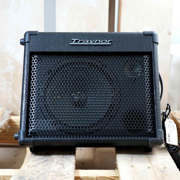 Traynor Travelmate Battery Acoustic Amplifier