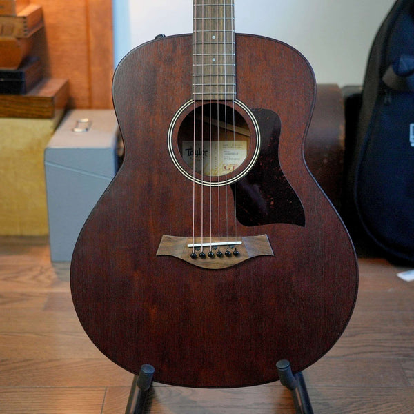 Taylor GTe Grand Theater Acoustic Electric Guitar