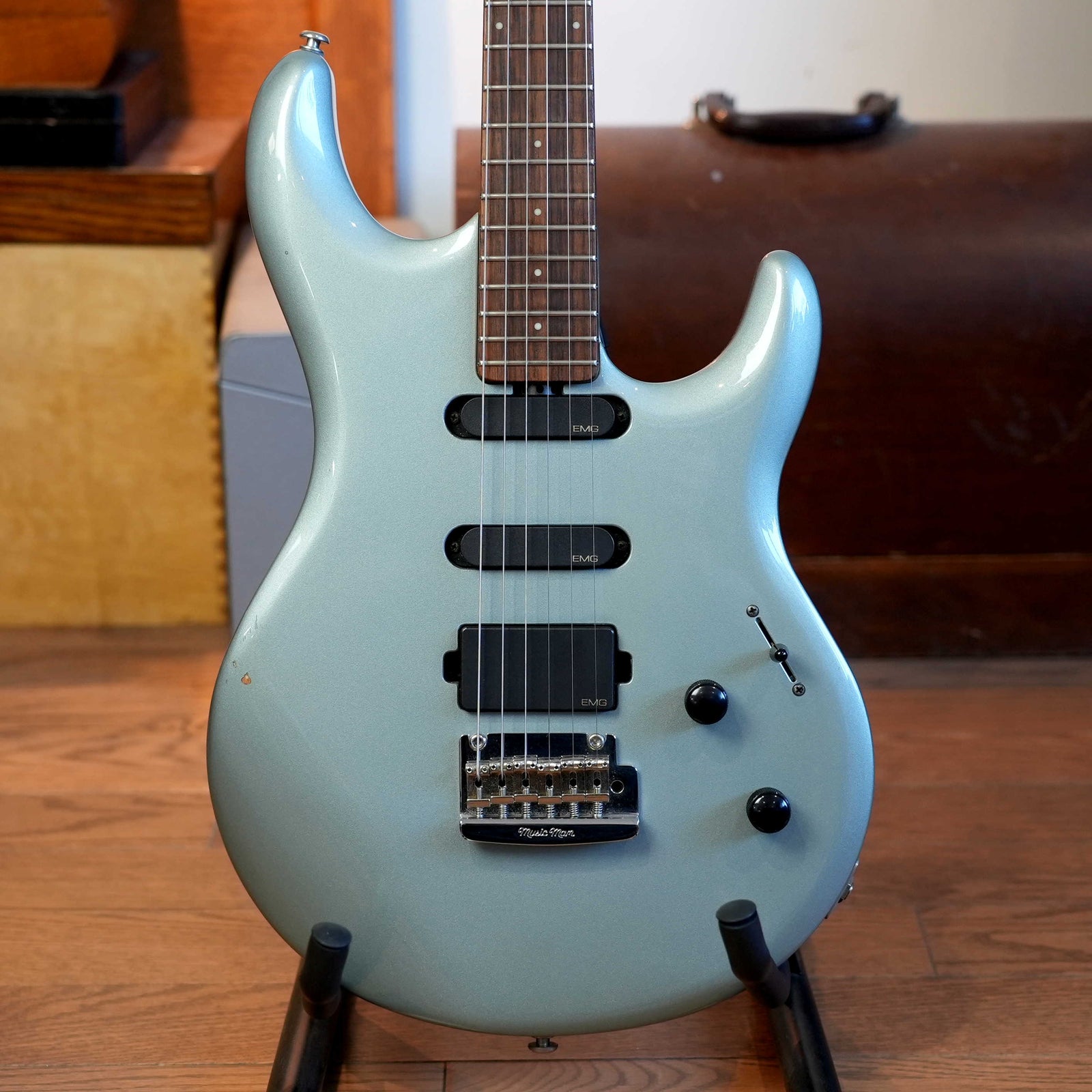 Music Man Luke II Electric Guitar – McTamney's