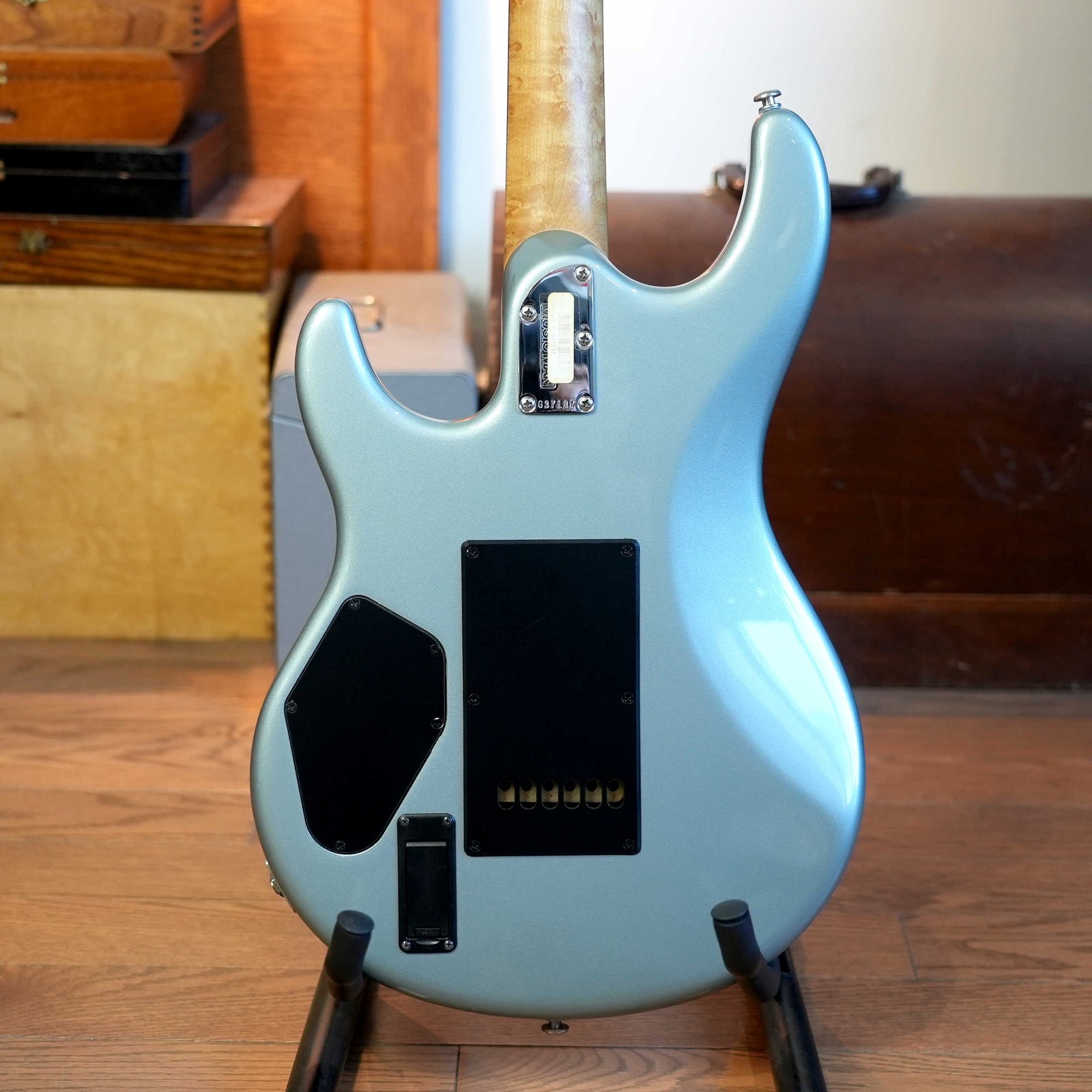 Music Man Luke II Electric Guitar – McTamney's