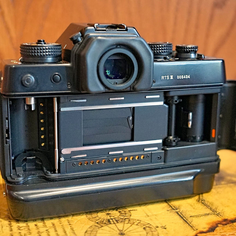 Contax RTSiii Film Camera Kit