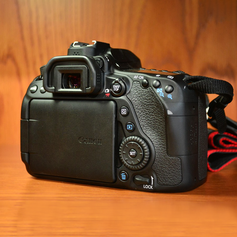 Canon 80D Camera Kit