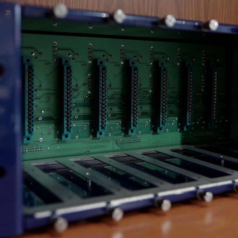 Radial WR-8 Workhorse 500-Series Rack