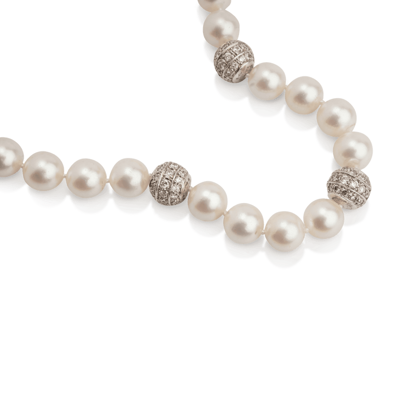 White Gold Pearl & Diamond Necklace