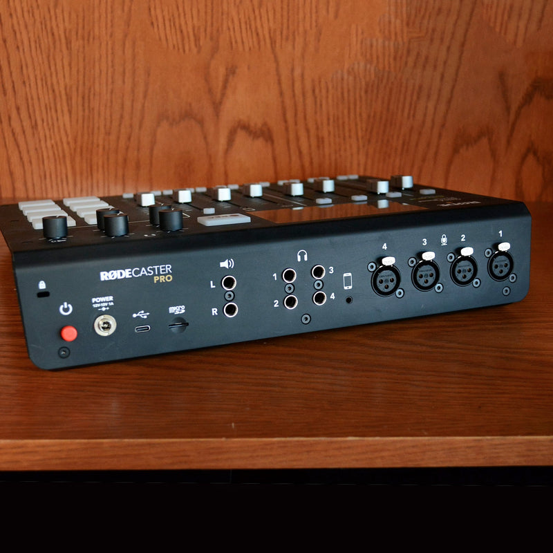 RODECaster Pro Studio