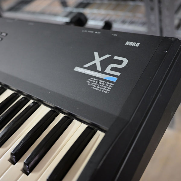 Korg X2 Sythnesizer Keyboard