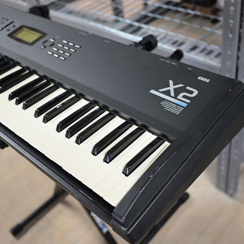 Korg X2 Sythnesizer Keyboard