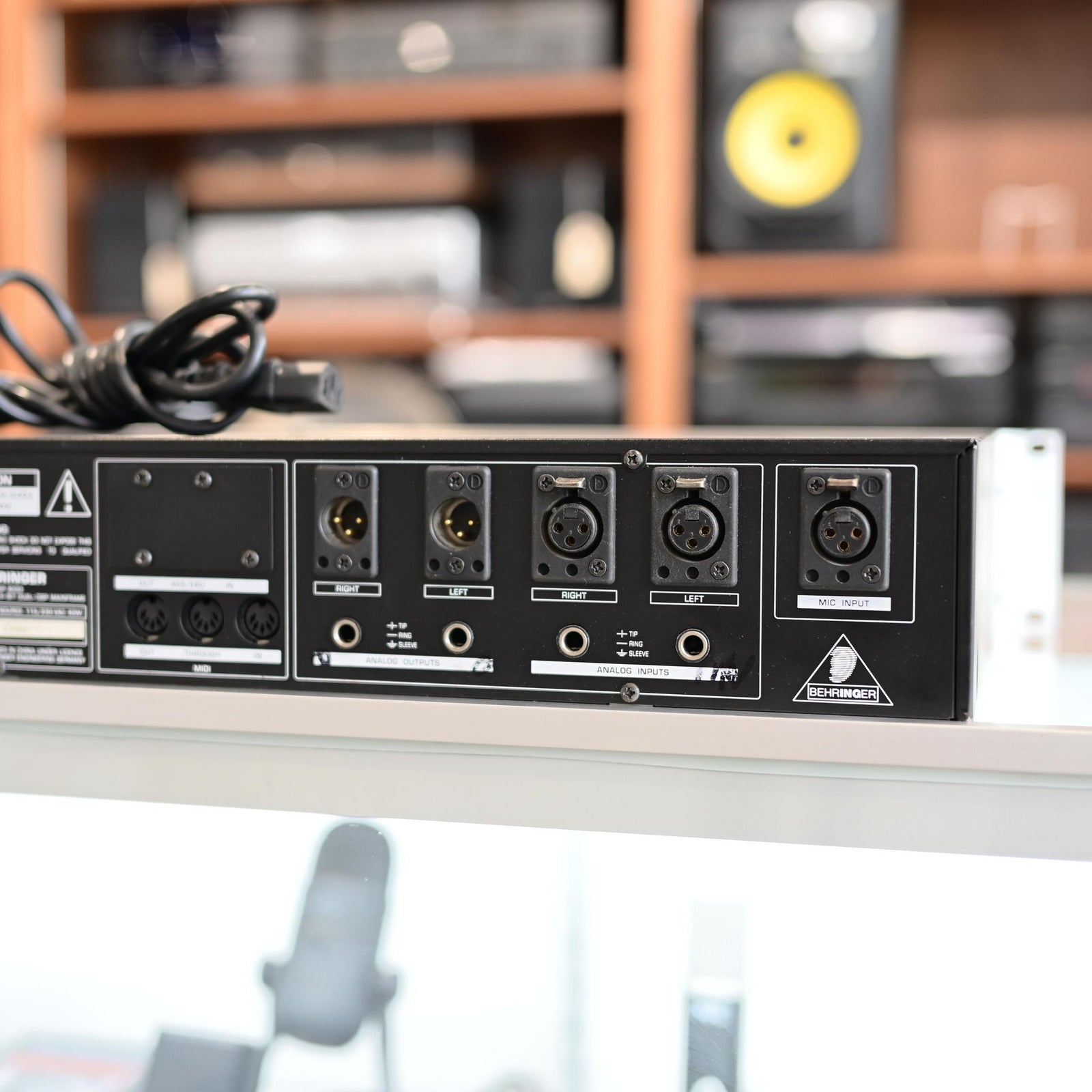 配信機器・PA機器・レコーディング機器 Behringer DSP 8000 Ultra Curve 配信機器・PA機器・レコーディング機器 Behringer DSP 8000