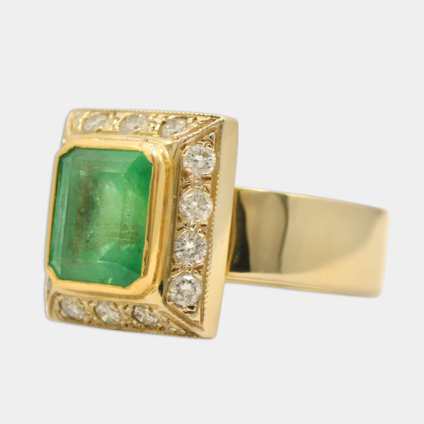 Large Emerald & Diamond Ring