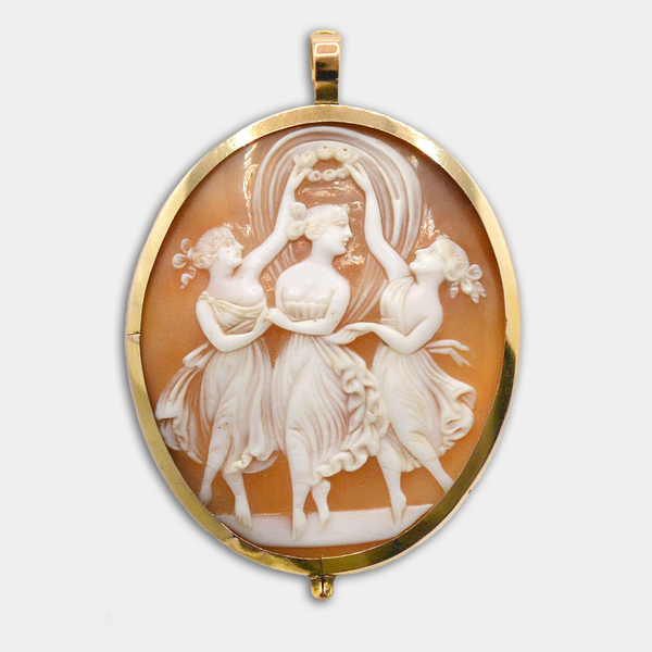 Vintage Cameo Pendant