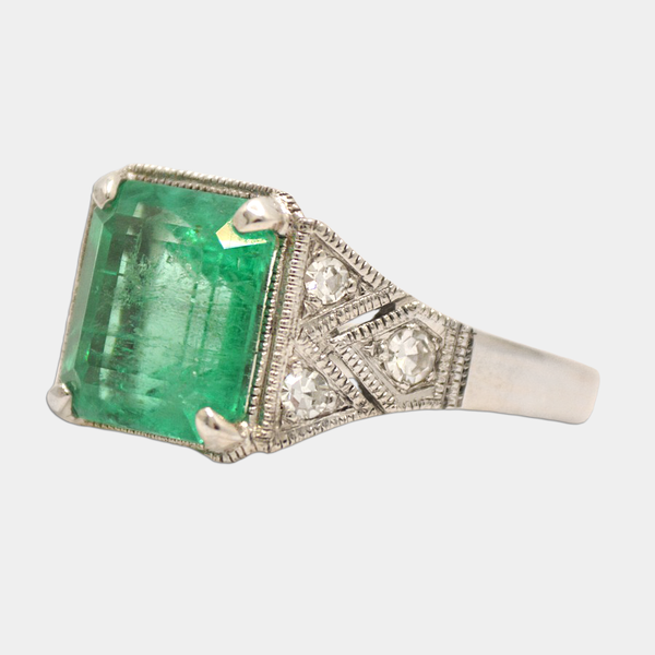 Emerald & Diamond Ring