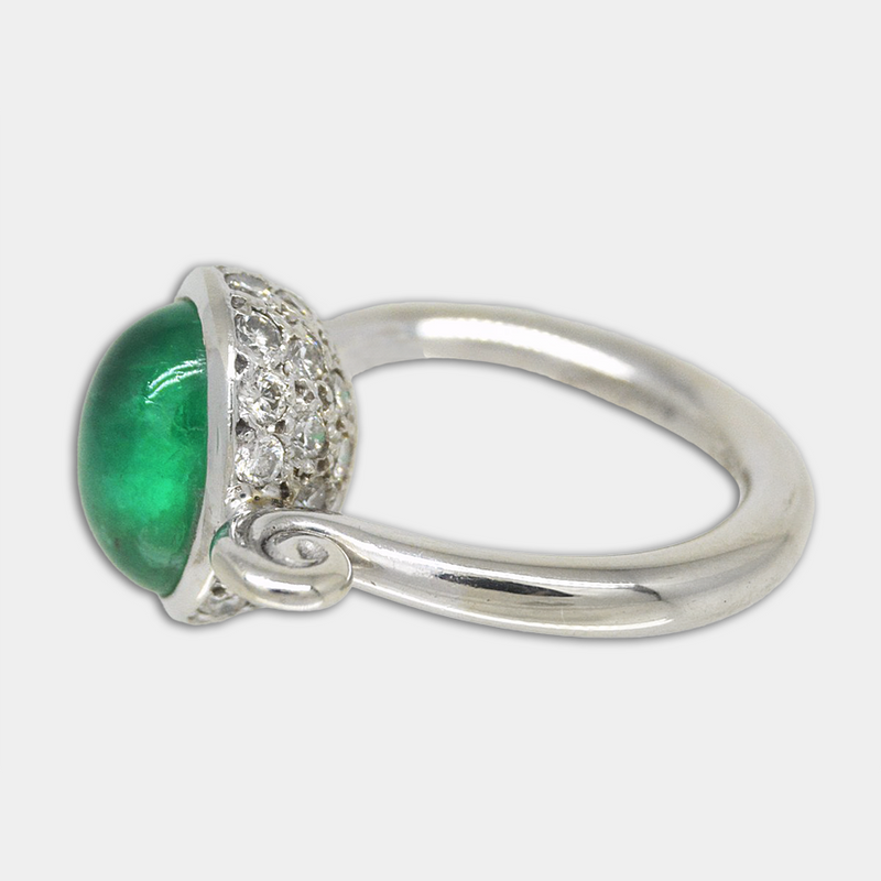 Cabochon Emerald Ring