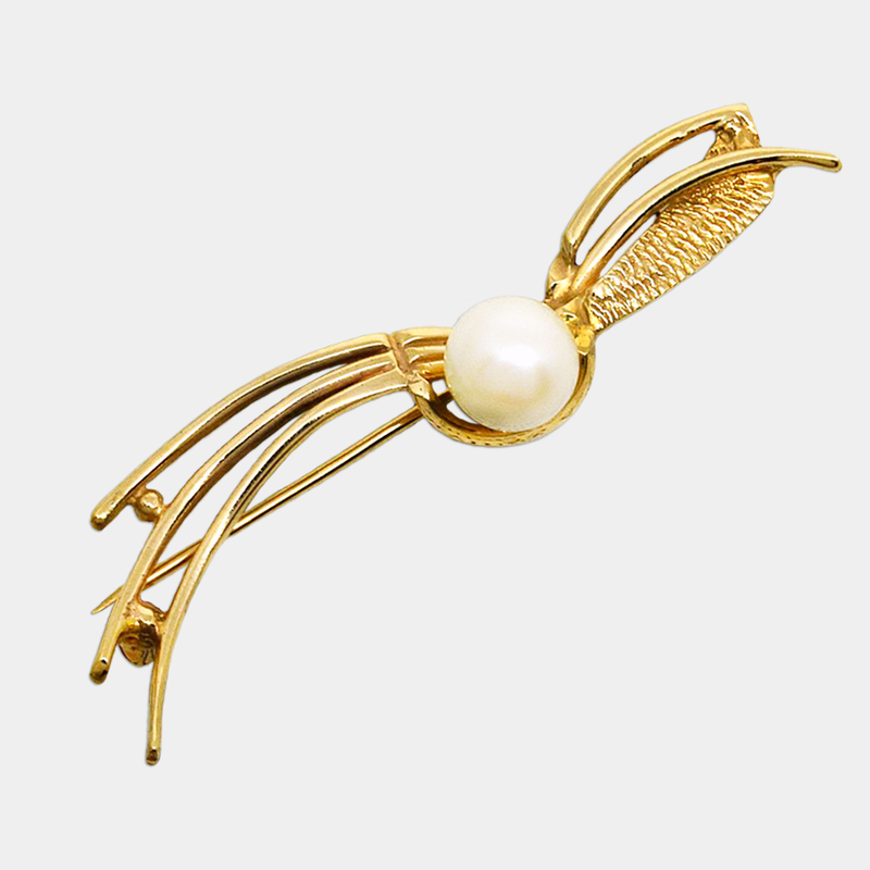 Pearl Ribbon Brooch/Pin