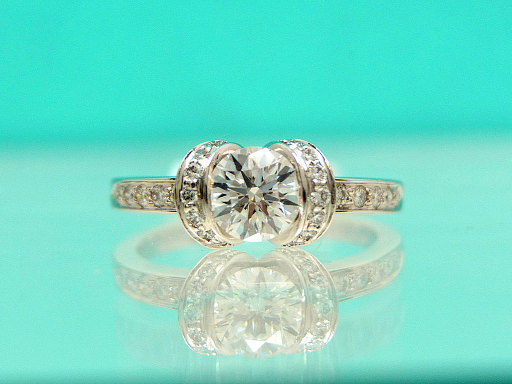 Tiffany top ribbon ring